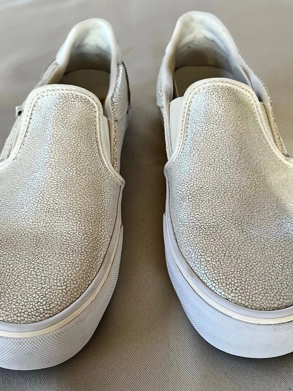 Vans Classic Slip-On Deluxe Comfort Metallic Crackle White Sneakers US 8